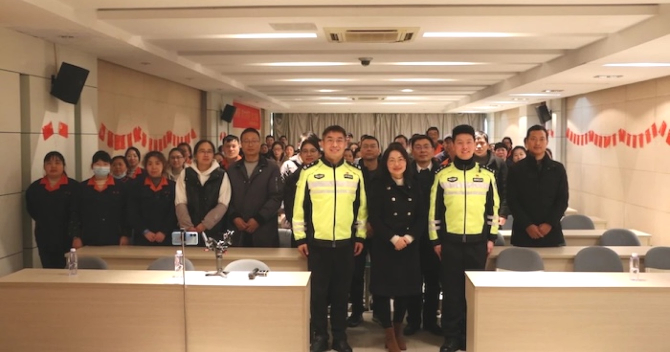 关爱生命，文明出行 | 云顶国际yd2333科子公司明景进行防御性驾驶和企业内部交通安全宣讲活动